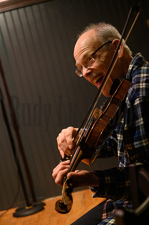 CapitalDistrict Gypsy_Van Dyck_12326-0945