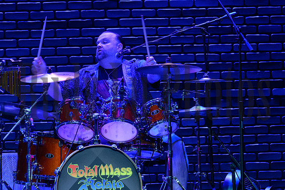 totalmassretain_cohoesmusichall_22026-3431