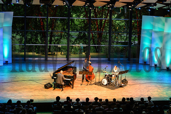 billychildstrio7726skidmorejazz-2328
