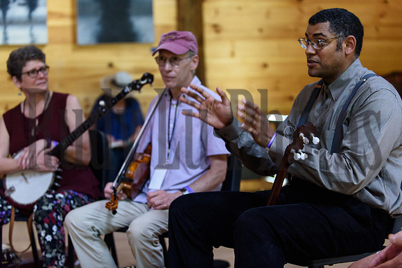 banjoworkshop hoot-8311