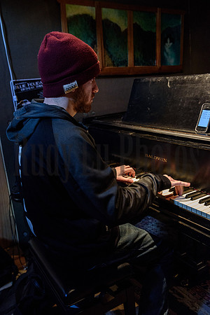 sketches suite lee upland-5583