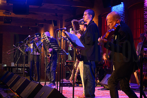jazzpassengers91326-3203