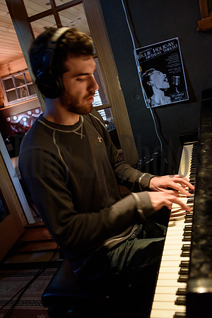 sketches suite lee upland-5695