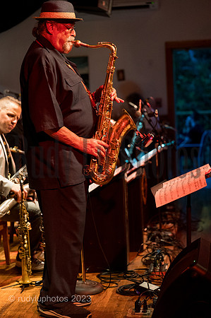 joelovanoanalogjazzfalcon81323-319