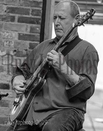 ianMacDonaldLucas519bw-1180