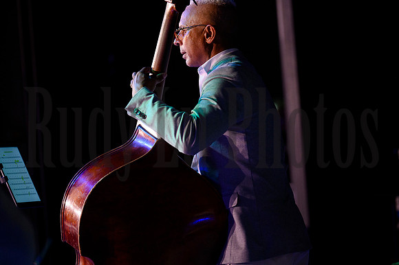 EliadesOchoa81124musichaven-885