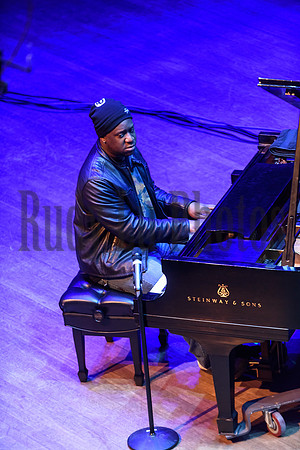 Glasper Zankel-8701