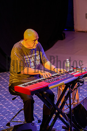 vaccinatingrhythmlevinbrothersstrand-3552