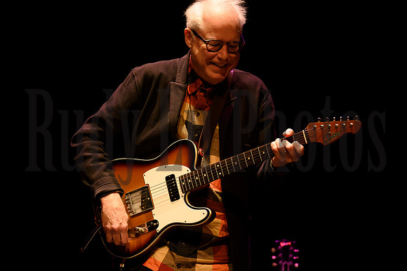 billfriselltrioegg1116124-4192-Enhanced-NR