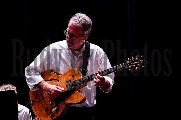 Joe Sorrentino Quartet 8124-