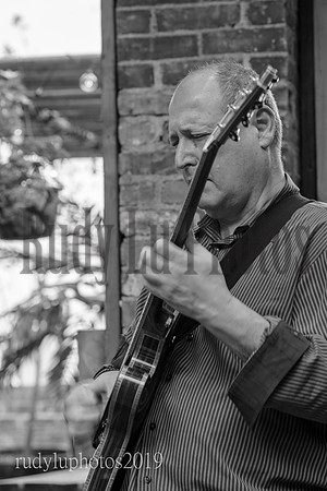 ianMacDonaldLucas519bw-1266