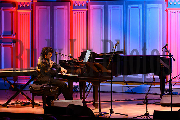 wintersolsticetroymusichall122724-5970-Enhanced-NR